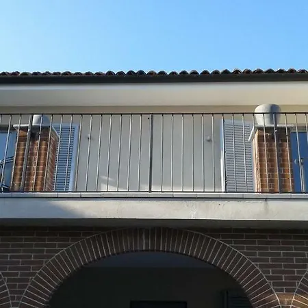 Casa Da Cristina Short La Morra